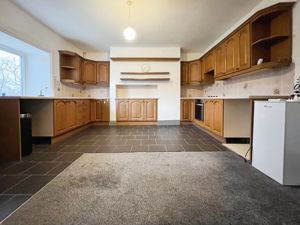 Photo 16- click for photo gallery